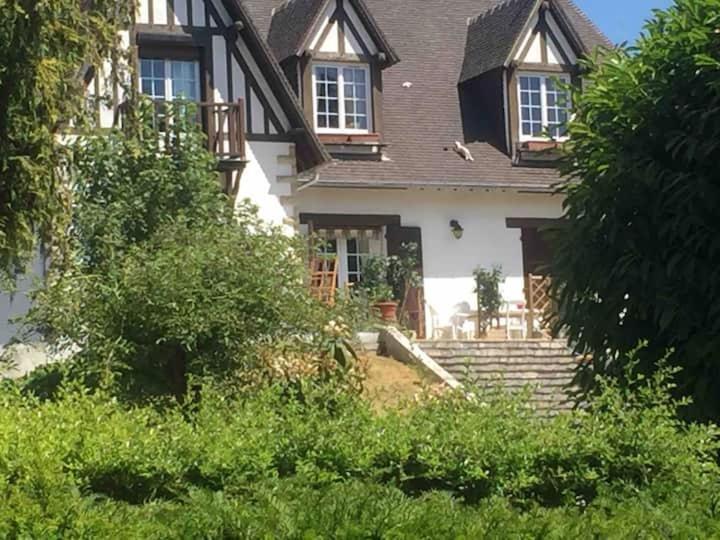 Villa Bonaparte Touques Bagian luar foto